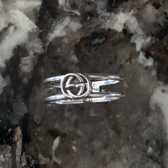 GUCCI Interlocking GG Ring, Sterling Silver 925, IT Size 17, USA Size Approx. 8 - Picture 3 of 10